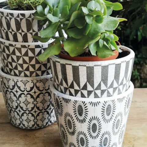 Vintage style planter patterned charcoal with crackle glaze