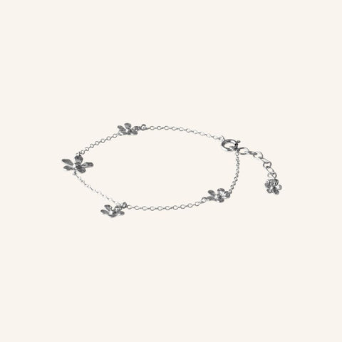 Wild Poppy Bracelet - Silver - Pernille Corydon