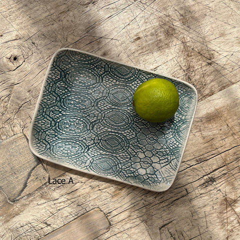 Wonki Ware Rectangular Utensil Dish - Marine Lace