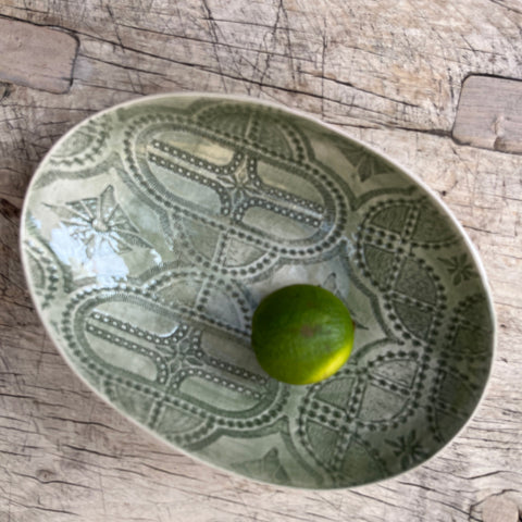 Wonki Ware Oval Bowl - Medium - Dark Green Lace