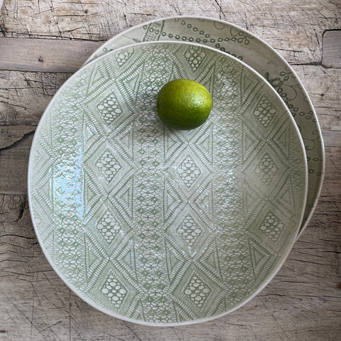 Wonki Ware Medium Spaghetti Bowl - Spearmint Lace
