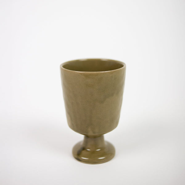 Kite Stoneware Footed Mug - Olive - Olssen and Jensen, Sweden