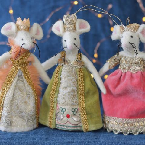 Lady Greenleigh Mouse Hanging Decoration