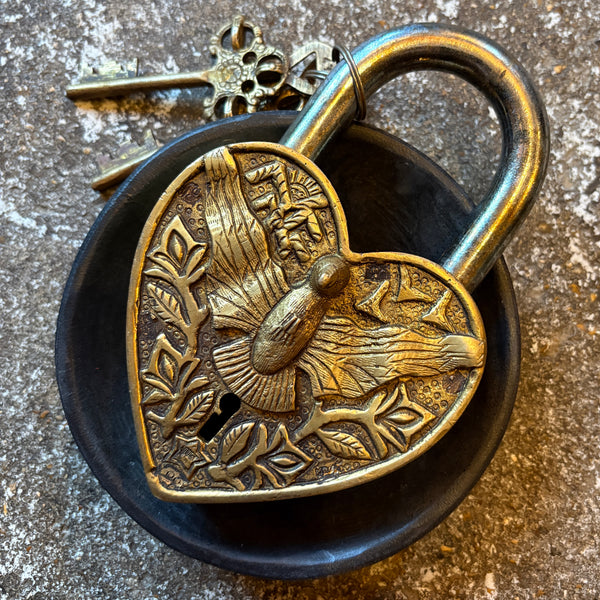 Large Brass Heart Padlock with Embossed Eagle - Boncoeurs