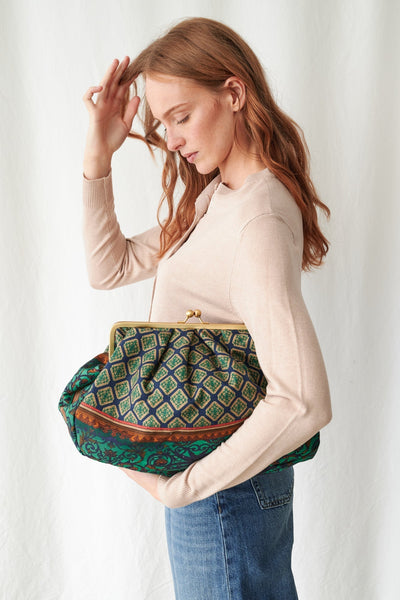 Large Kiss Lock Bag - Amulet Emerald - One Hundred Stars