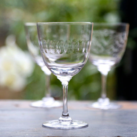 Vintage Style Long Stem Wine Glass - Set of Six - Lens Design