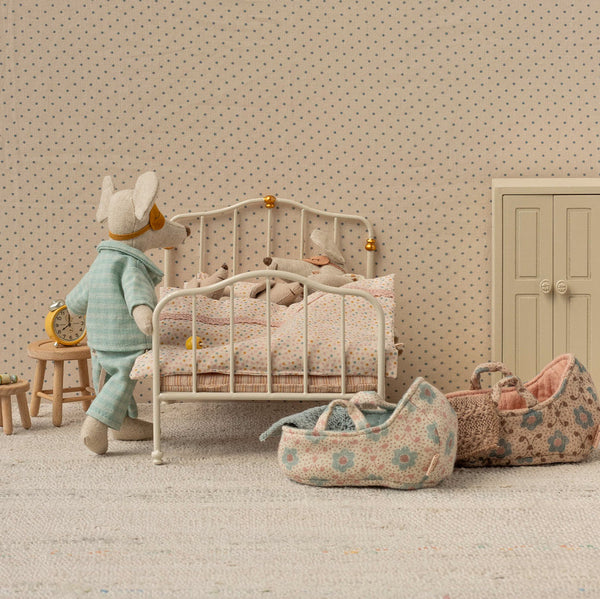 Maileg Vintage Bed - Mouse - Off White