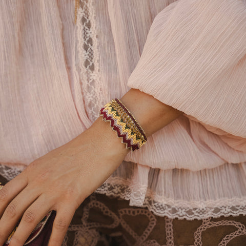 Nahua Fine Maelle Bangle - Burgundy