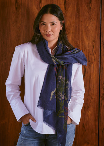 Parsley Seed Navy Wool Scarf - One Hundred Stars
