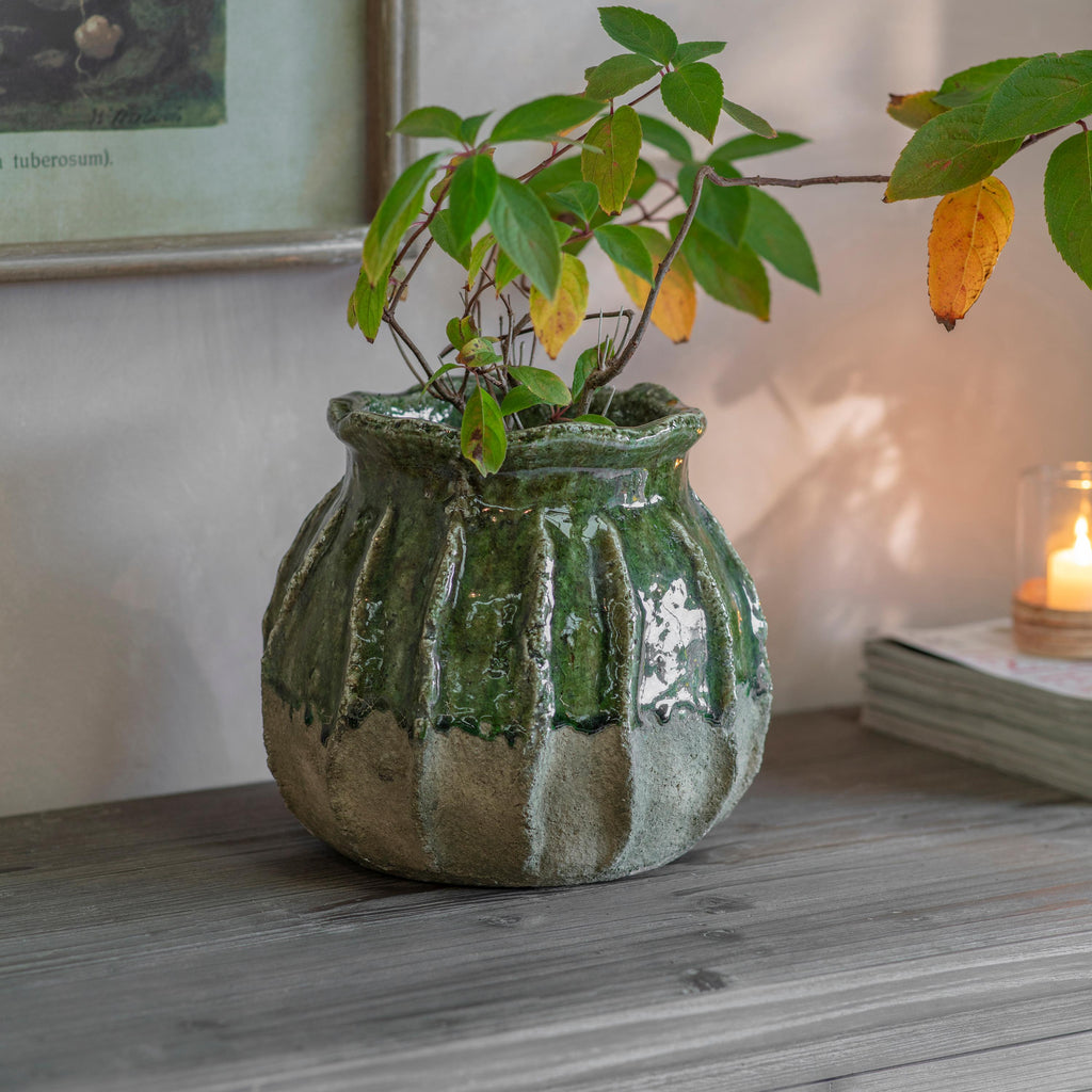 Textured Ribbed Ceramic Pot Ribbed and Textured Stoneware Pot - Green – Greige Lifestyle