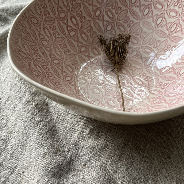 Wonki Ware Salad Bowl - Small - Pink Lace