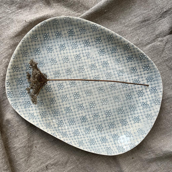 Wonki Ware Large Meat Platter - Duck Egg Lace C