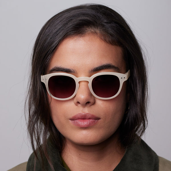 Izipizi Sunglasses - Style C (stylish, retro, bold, square) - Vintage Cream