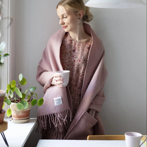 Uni Pure New Wool Pocket Shawl - Dusty Rose - Lapuan Kankurit, Finland