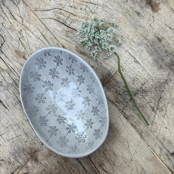 Wonki Ware Oval Bowl - Small - Warm Grey Lace