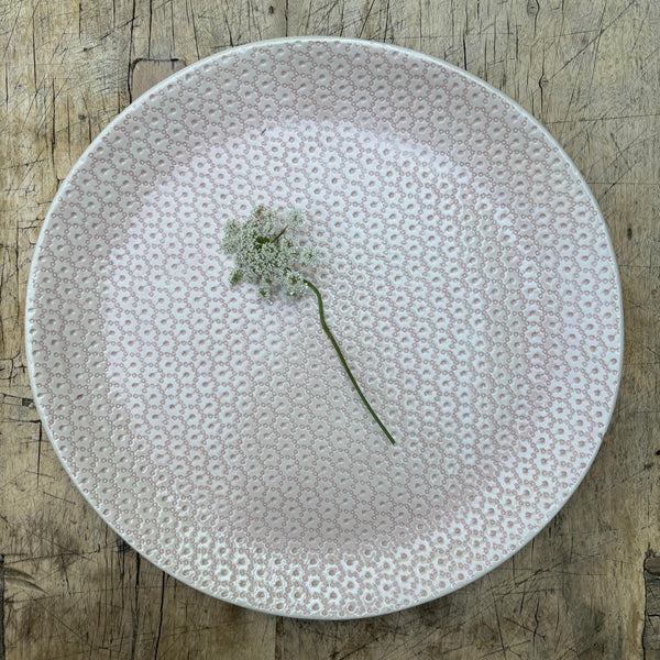 Wonki Ware Large Cake Plate - Pink Lace