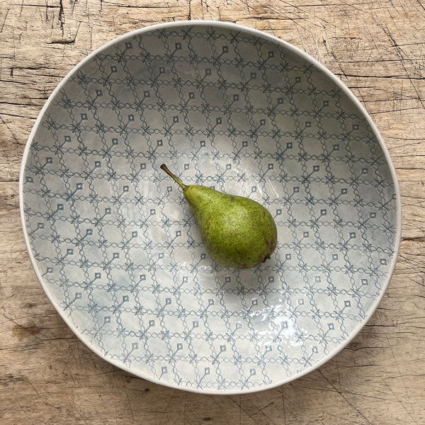 Wonki Ware Salad Bowl - Medium - Duck Egg Lace