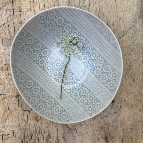 Wonki Ware Salad Bowl - Small - Duck Egg Lace