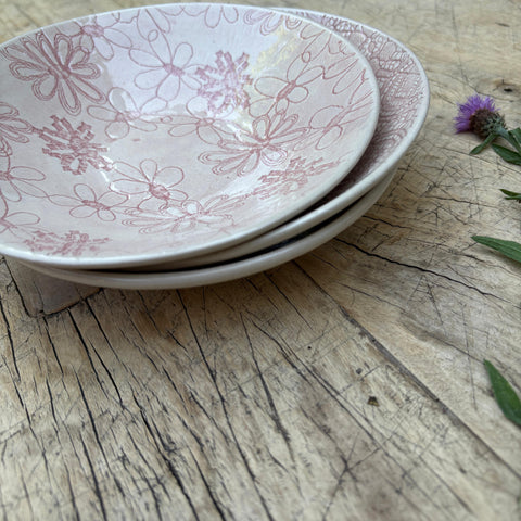 Wonki Ware Salsa or Tapas Dish - Pink Lace b