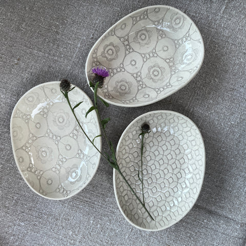 Wonki Ware Sushi or Tapas Dish - Warm Grey Lace