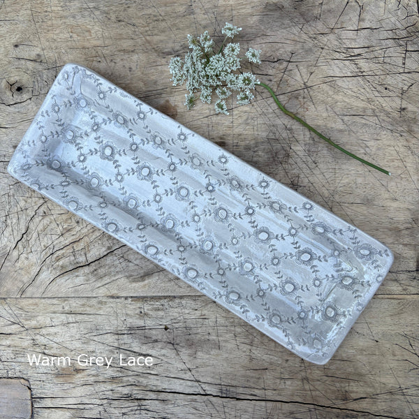 Wonki Ware Utensil Dish Warm Grey Lace
