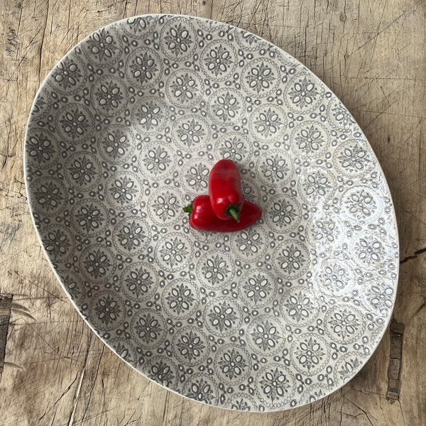 Wonki Ware XL Pebble Oval Platter - Warm Grey Lace C