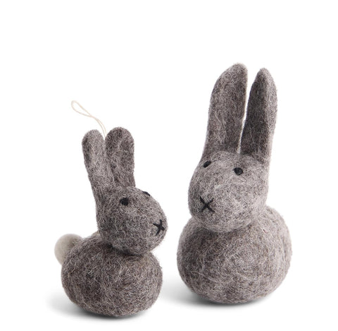 Set of two little felt bunnies grey