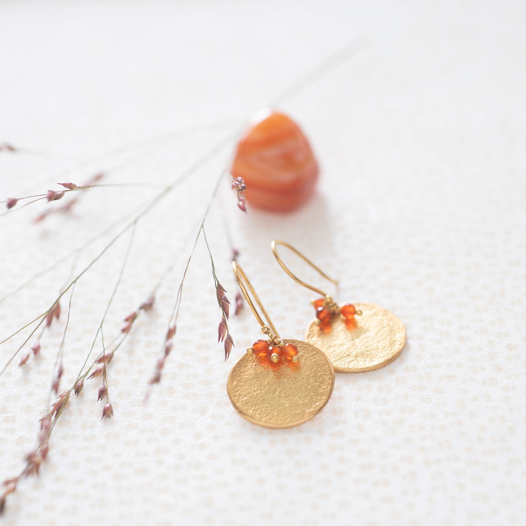 Beautiful gold earring store