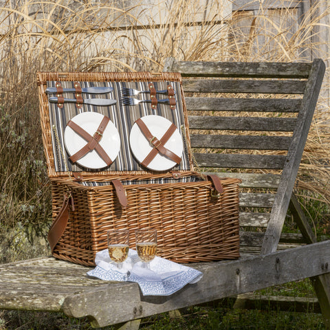 Fitted Rattan Picnic Basket for Four People