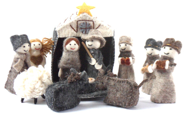 Decorative Felt 11 Piece Nativity Set with Stable