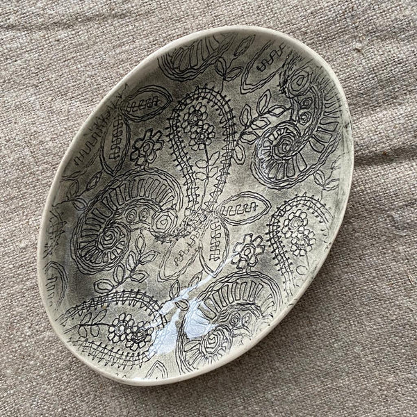 Wonki Ware Oval Bowl Small Charcoal Lace