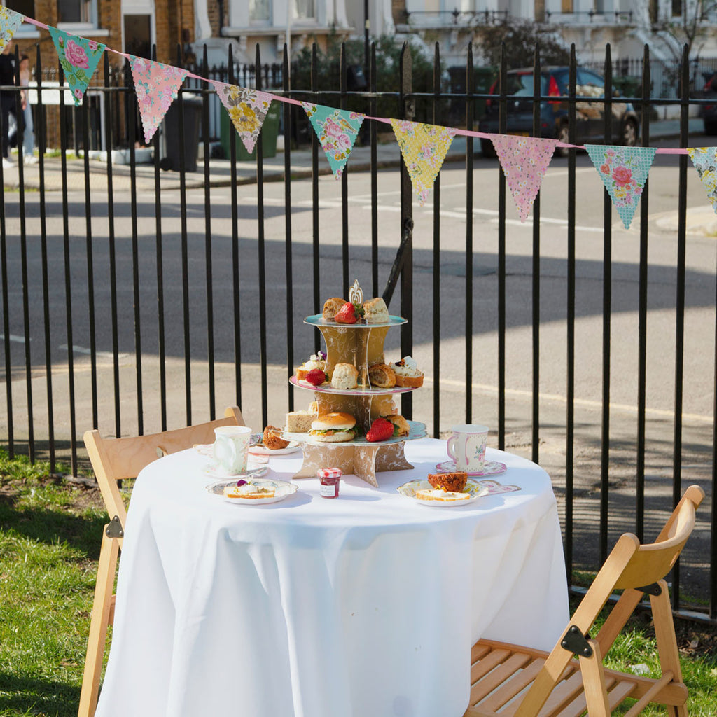 Truly Scrumptious Paper Tablecloth